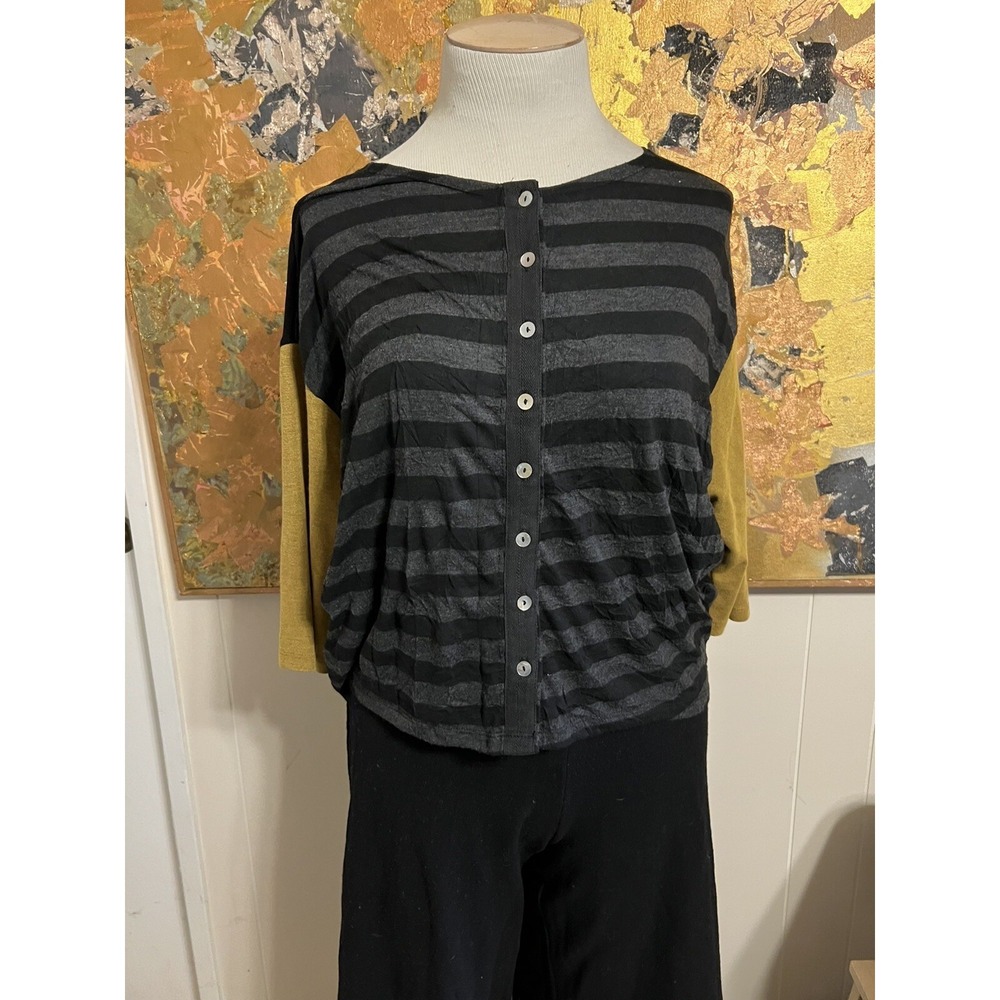 Alembika Artsy Reversible Nothing Matches Button Front or Back Rayon Blend Top S